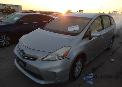 2012 Toyota Prius V Three from USA, damaged, VIN JTDZN3EU2C3096609